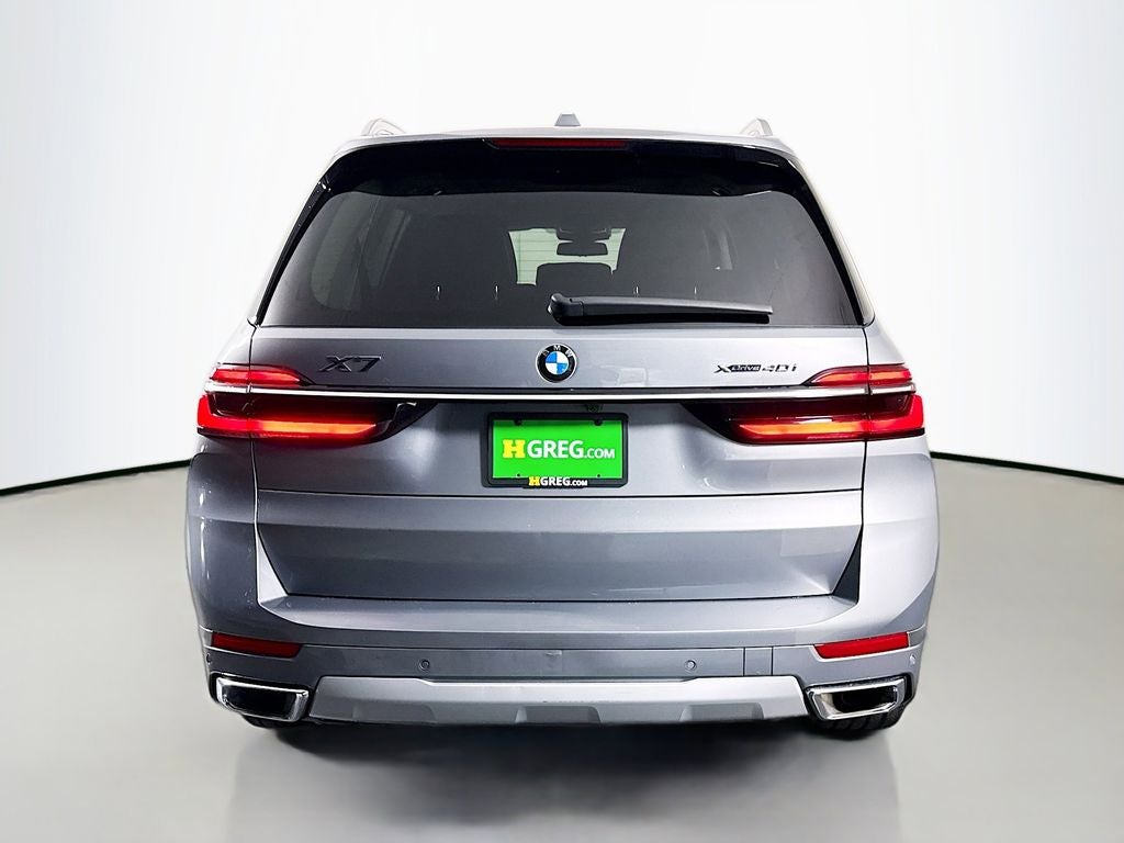 2025 BMW X7 xDrive40i