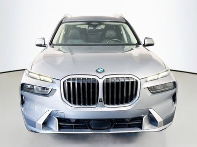 2025 BMW X7 xDrive40i