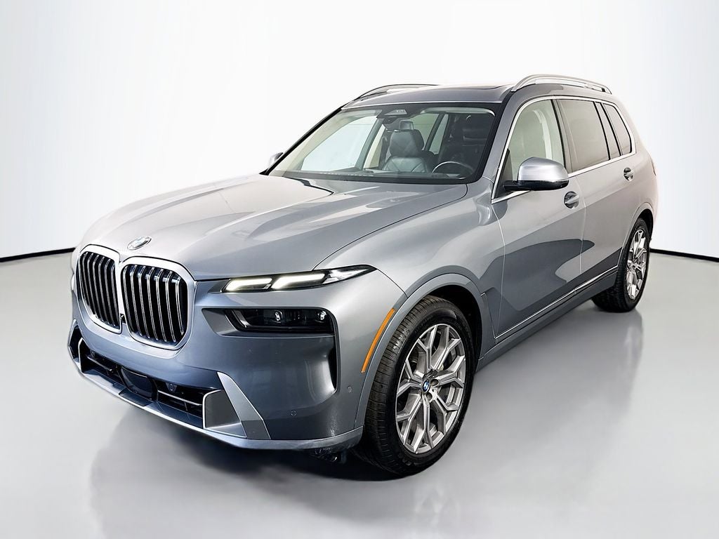 2025 BMW X7 xDrive40i