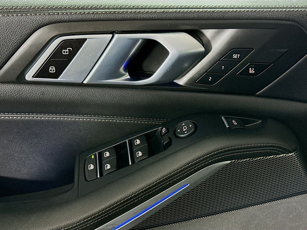 2020 BMW X5 M50i