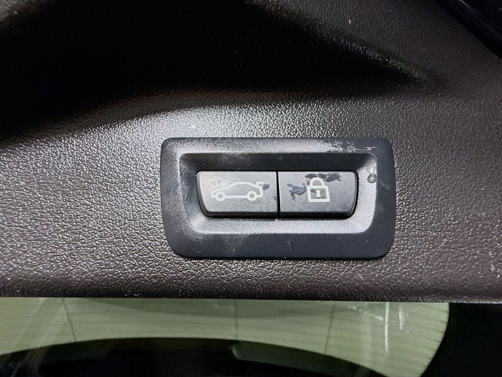2020 BMW X5 M50i