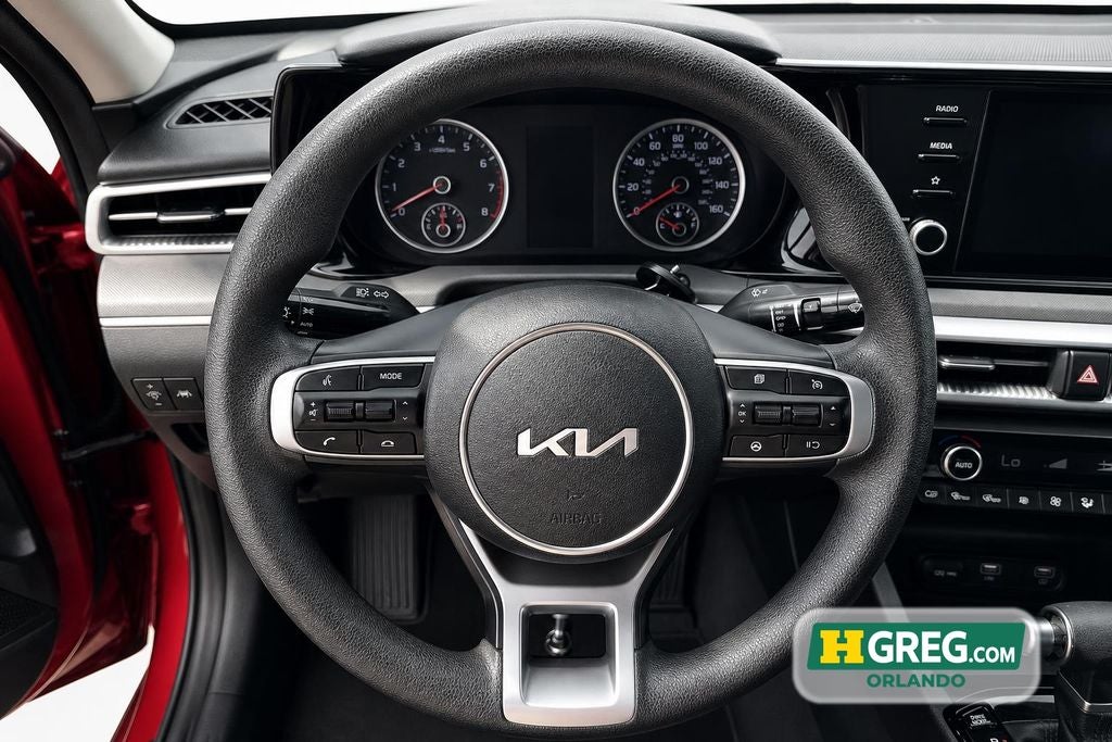 2023 Kia K5 LXS
