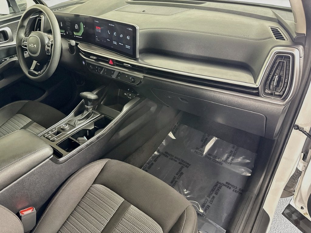 2024 Kia Sorento LX