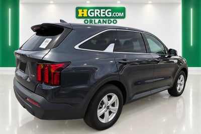 2022 Kia Sorento LX