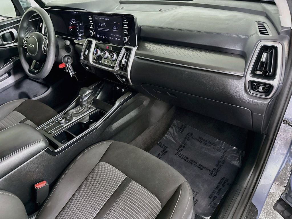 2023 Kia Sorento LX