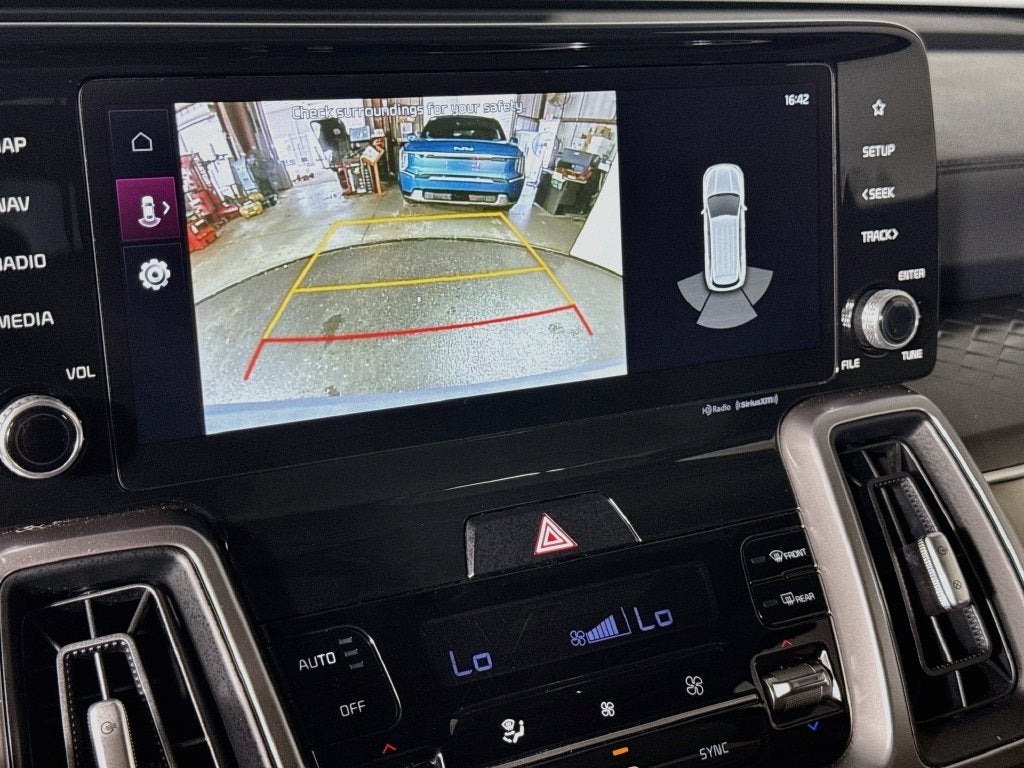 2023 Kia Sorento S