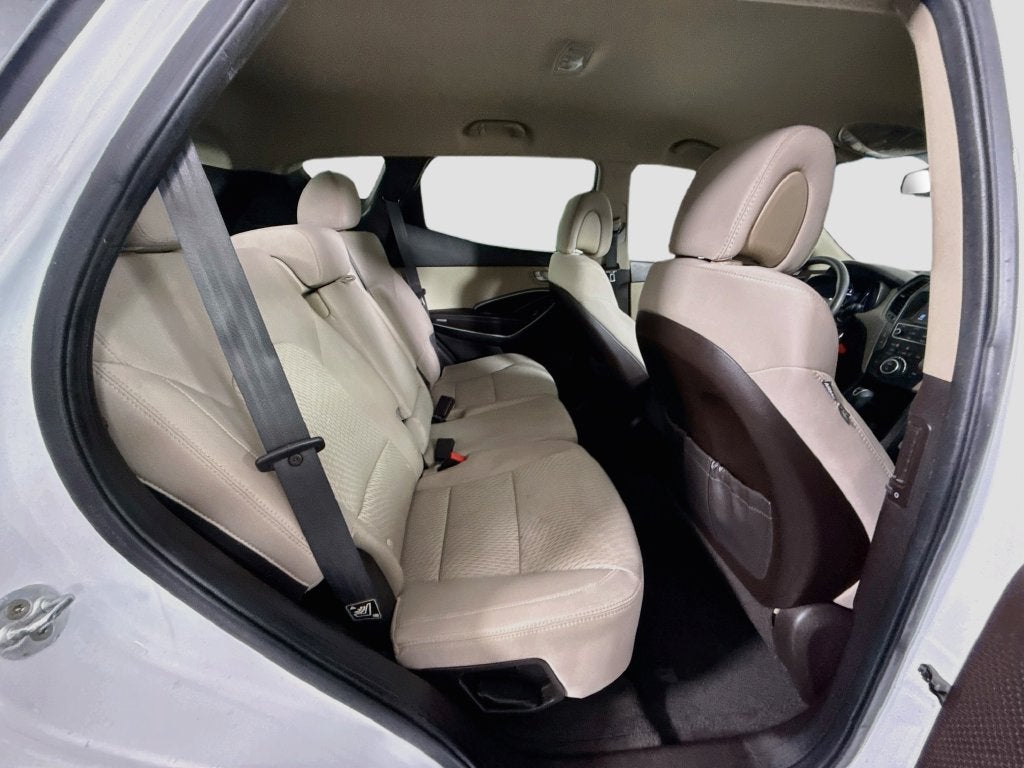 2017 Hyundai Santa Fe Sport 2.4 Base