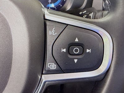2023 Volvo S60 B5 Core Dark Theme