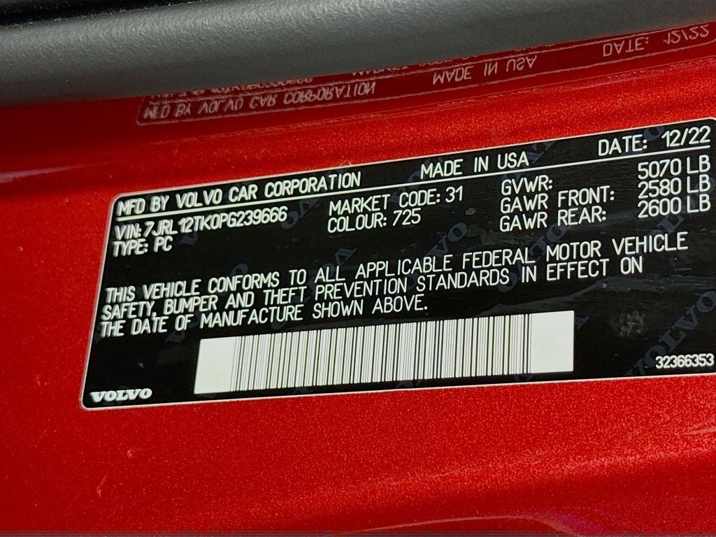 2023 Volvo S60 B5 Core Dark Theme