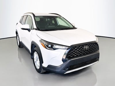 2024 Toyota Corolla Cross LE