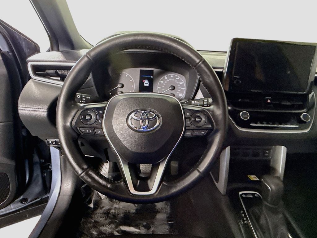 2023 Toyota Corolla Cross Hybrid SE