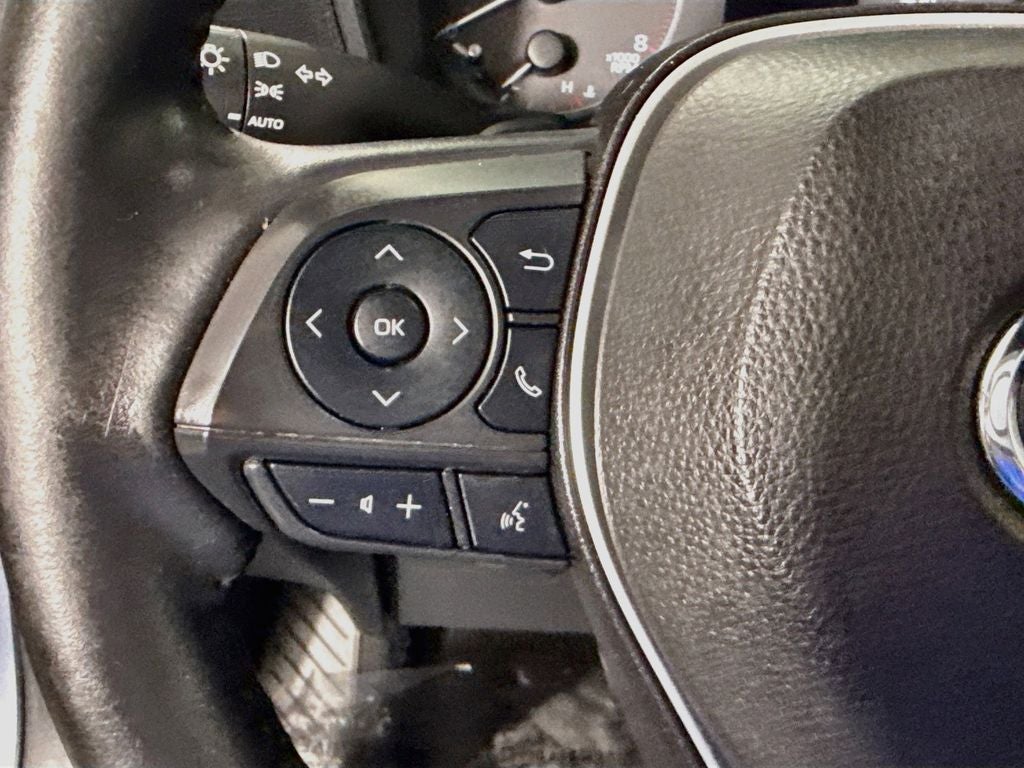 2023 Toyota Corolla Cross Hybrid SE