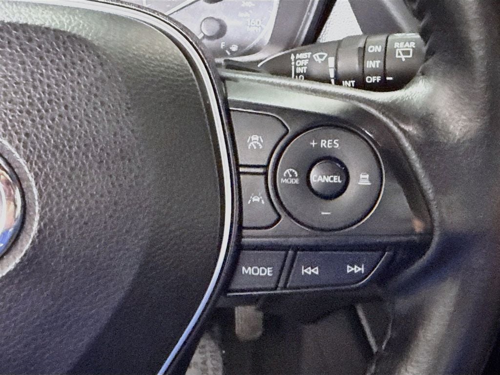 2023 Toyota Corolla Cross Hybrid SE