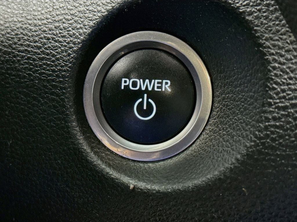 2023 Toyota Corolla Cross Hybrid SE