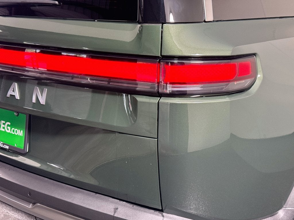 2026 Rivian R1S Dual Motor Standard Pack