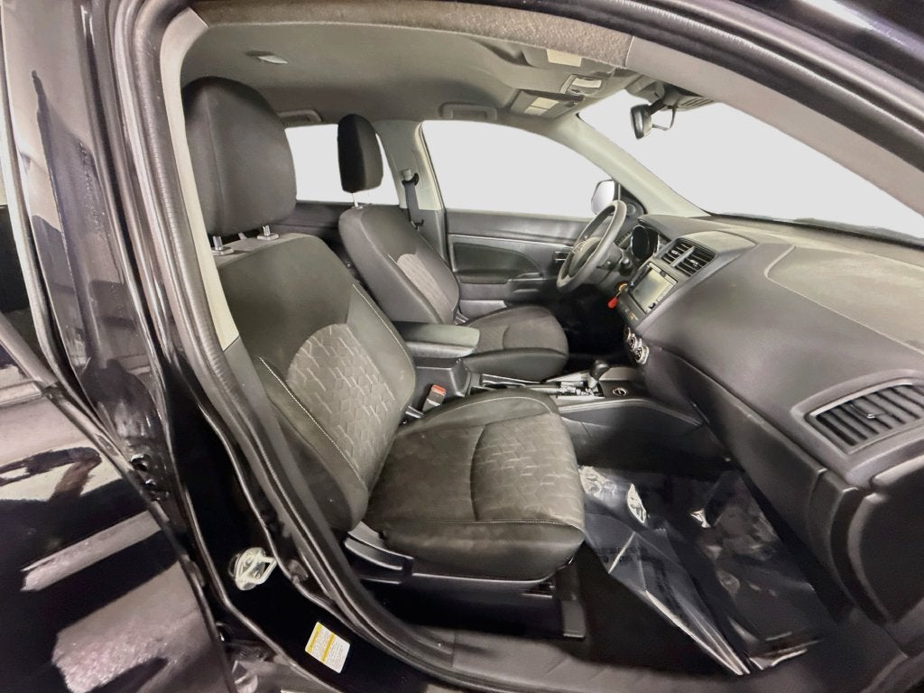 2024 Mitsubishi Outlander Sport 2.0 ES