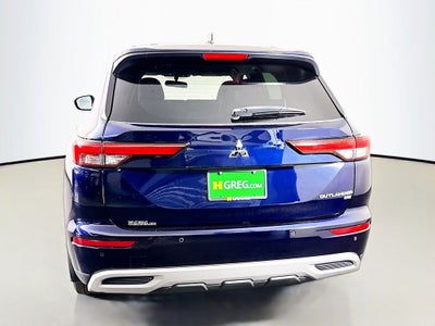 2022 Mitsubishi Outlander SE