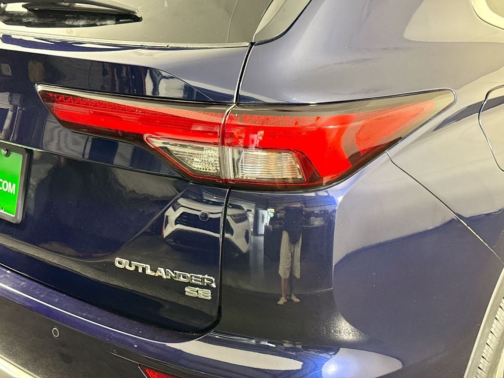 2022 Mitsubishi Outlander SE
