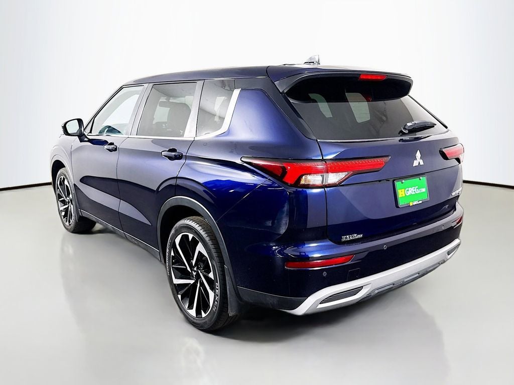 2022 Mitsubishi Outlander SE