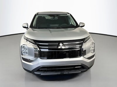 2025 Mitsubishi Outlander ES