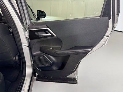2025 Mitsubishi Outlander ES
