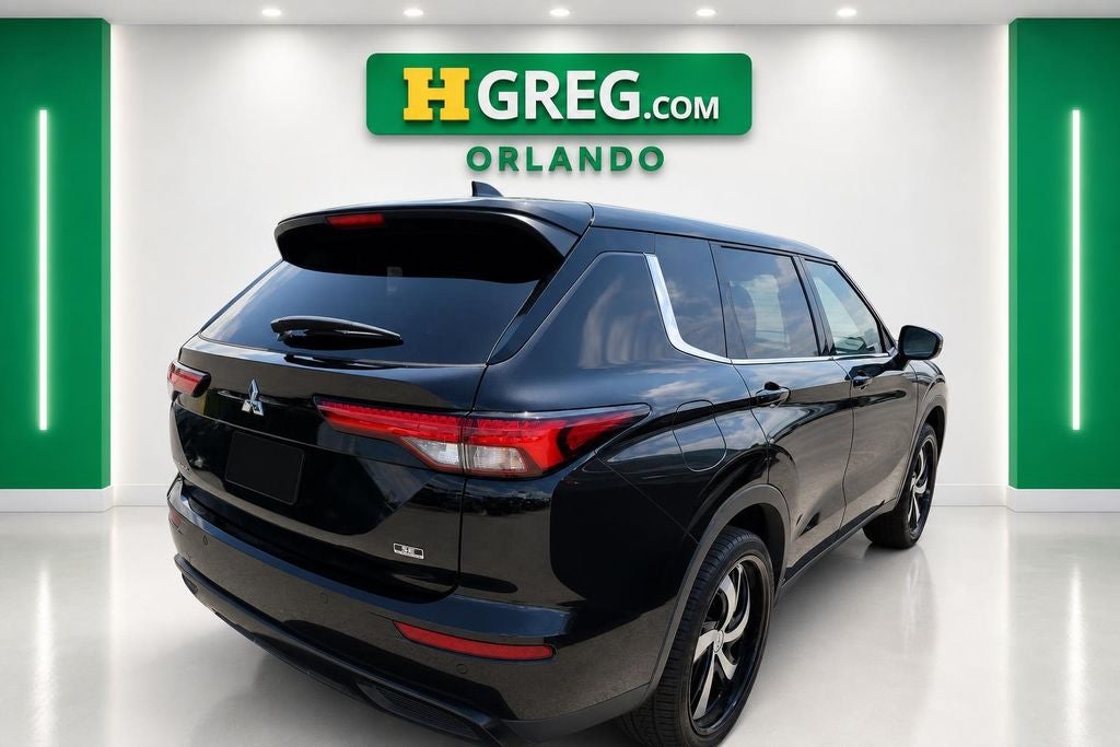 2023 Mitsubishi Outlander SE Black Edition