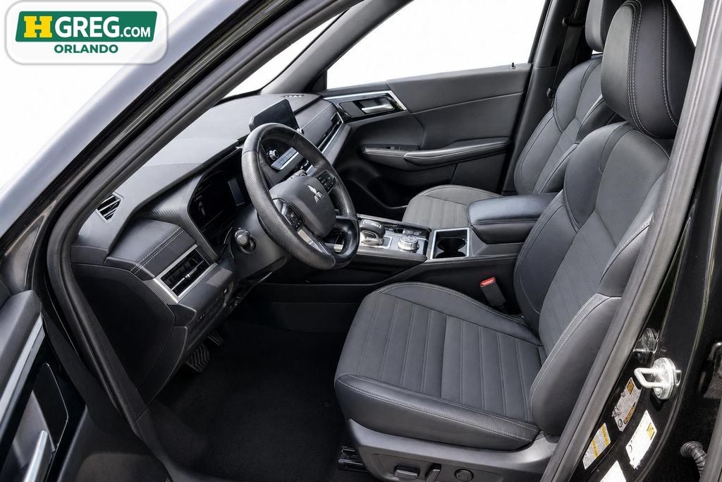 2023 Mitsubishi Outlander SE Black Edition