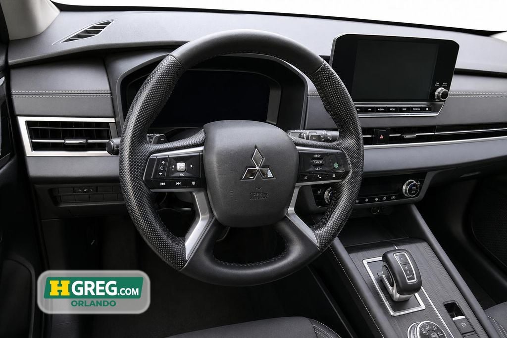 2023 Mitsubishi Outlander SE Black Edition