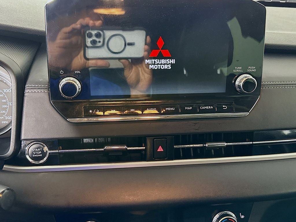 2023 Mitsubishi Outlander SE Black Edition