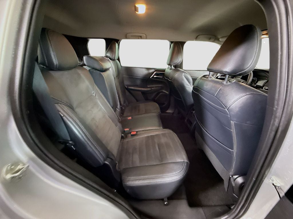 2023 Mitsubishi Outlander SE Black Edition