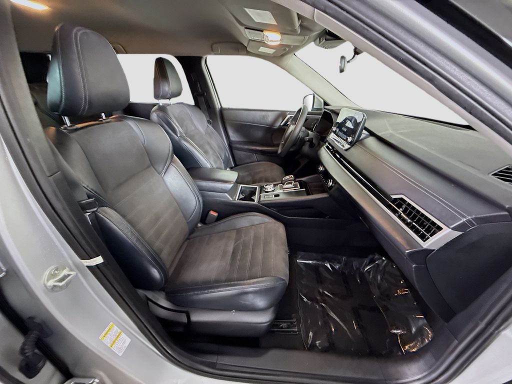 2023 Mitsubishi Outlander SE Black Edition