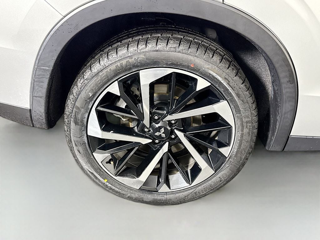 2023 Mitsubishi Outlander SE Black Edition
