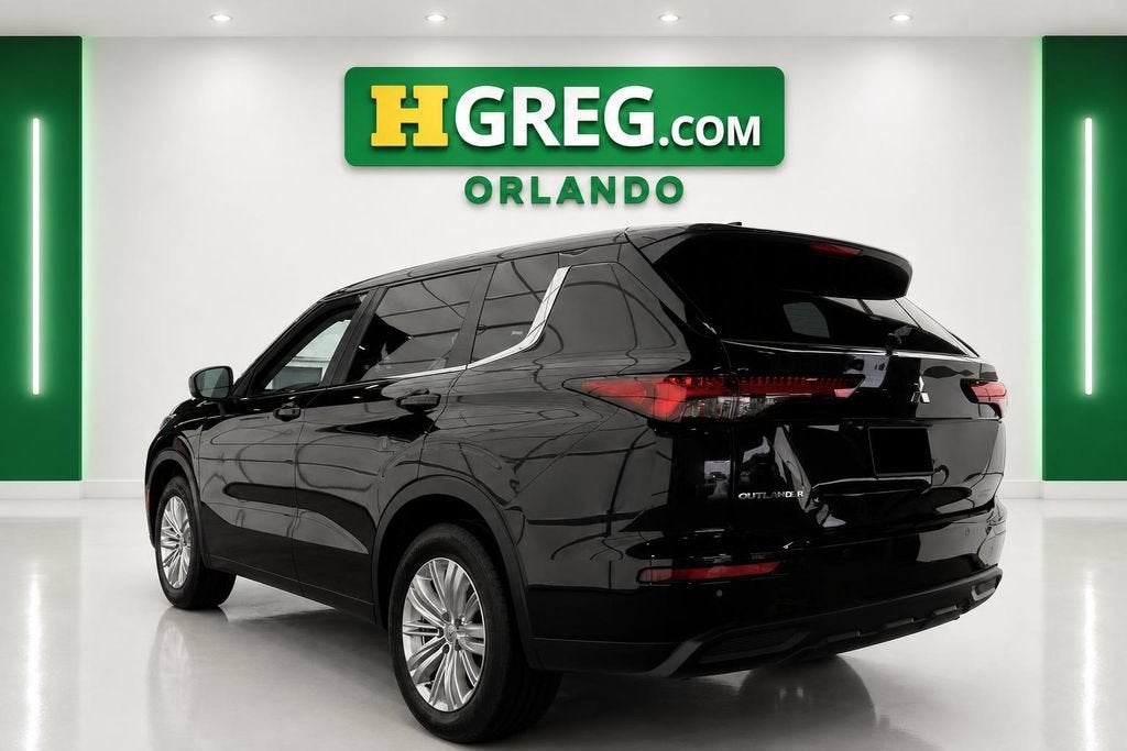 2024 Mitsubishi Outlander ES