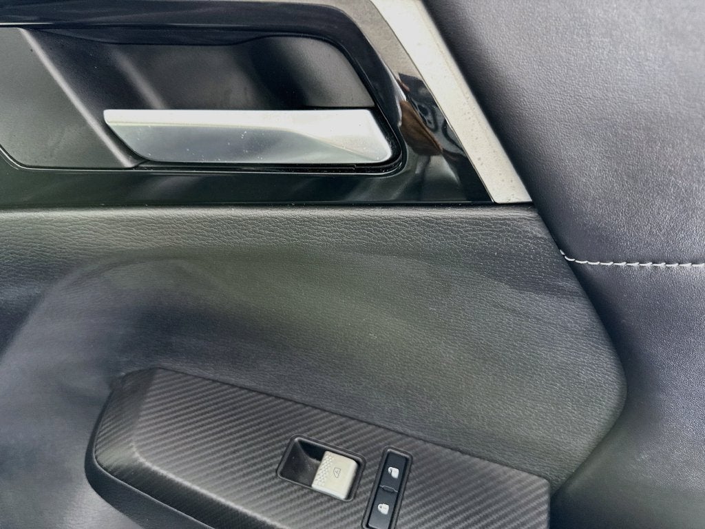 2024 Mitsubishi Outlander SE Black Edition