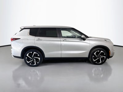 2024 Mitsubishi Outlander SE Black Edition