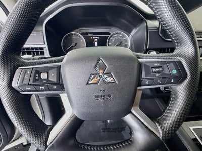2024 Mitsubishi Outlander SE Black Edition