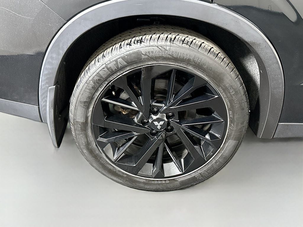 2022 Mitsubishi Outlander ES