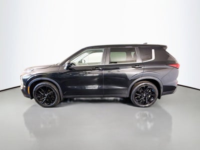 2022 Mitsubishi Outlander ES