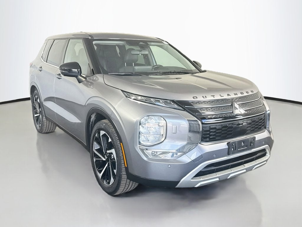 2022 Mitsubishi Outlander Black Edition