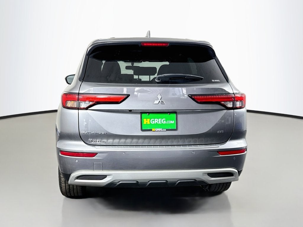 2022 Mitsubishi Outlander Black Edition