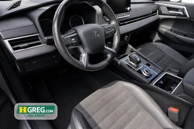2022 Mitsubishi Outlander Black Edition