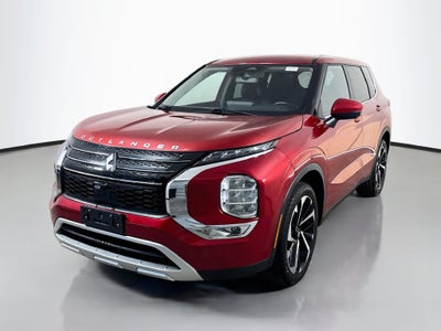2022 Mitsubishi Outlander Black Edition