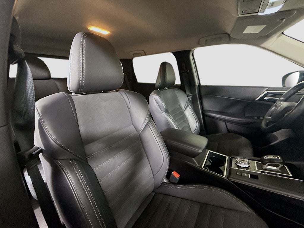 2024 Mitsubishi Outlander SE Black Edition