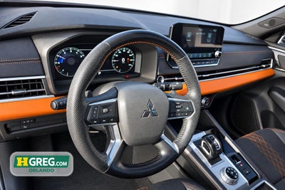 2022 Mitsubishi Outlander SEL