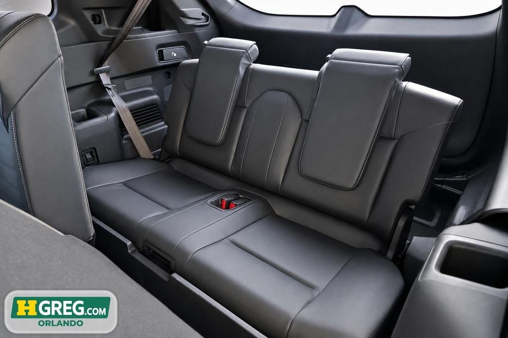 2023 Mitsubishi Outlander PHEV SE