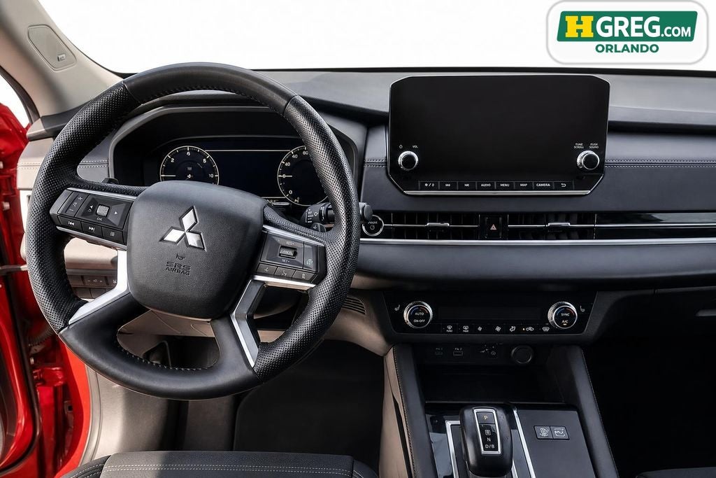 2023 Mitsubishi Outlander PHEV SE
