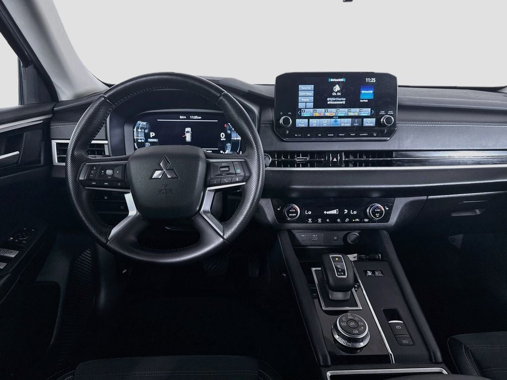 2024 Mitsubishi Outlander PHEV SE