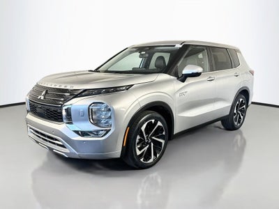 2024 Mitsubishi Outlander PHEV SE