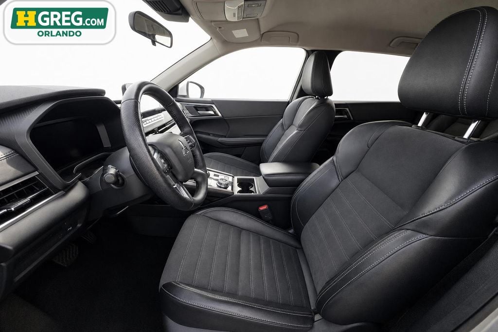 2024 Mitsubishi Outlander PHEV SE
