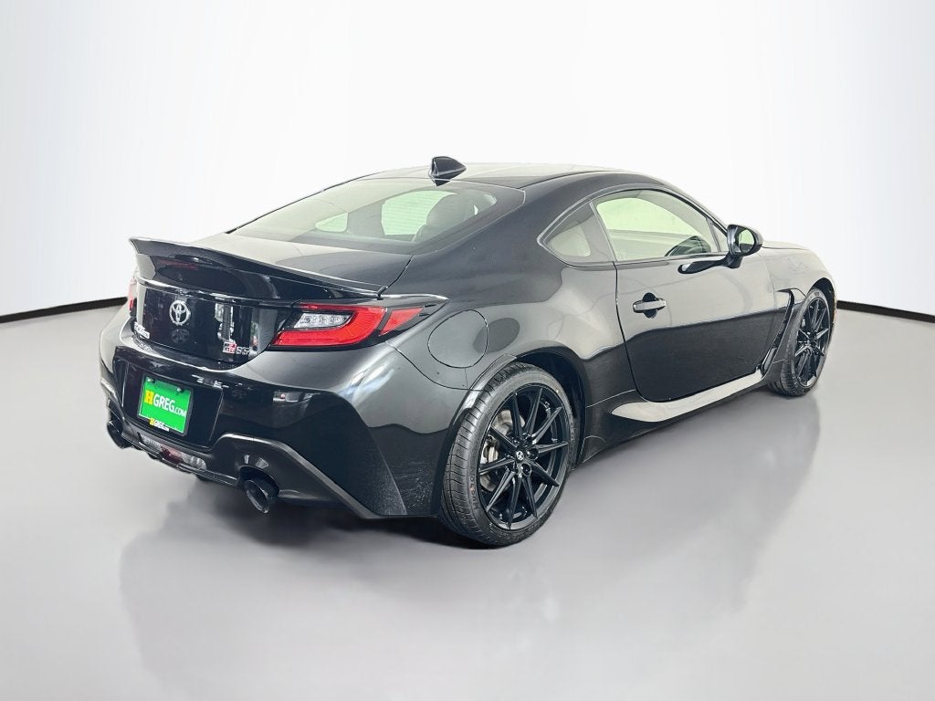 2024 Toyota GR86 Premium
